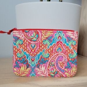 NWOT Vera Bradley Red Pink and Teal Large Quilted Paisley Cosmetic Bag